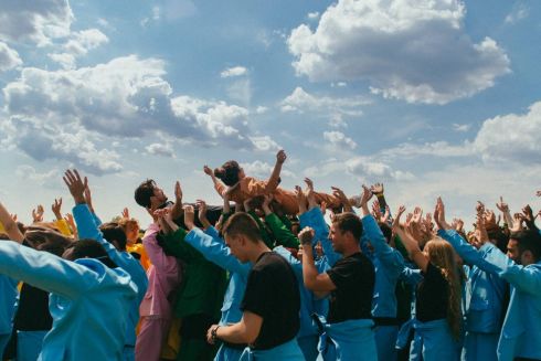 Смотрите клип Oh Wonder, который сняли под Киевом