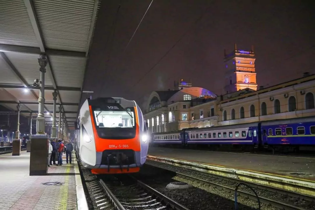&ldquo;Укрзалізниця&rdquo; пропонує легкий маршрут з Києва до румунського міста, звідки літає Wizzair