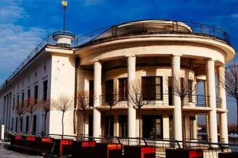 У приміщенні Річкового вокзалу відкриють ресторани і клуби