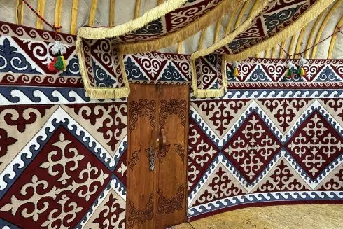 Фото: В Киеве открыли &laquo;Юрту несокрушимости&raquo;