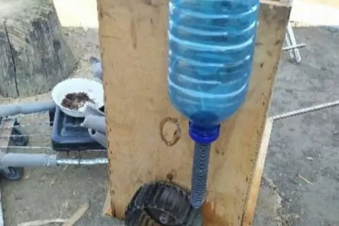 Школьник из Житомира разработал генератор, помогающий получить электроэнергию от дождя