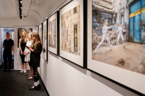 "Укрзалізниця" запустила перший в Україні поїзд-галерею: фото