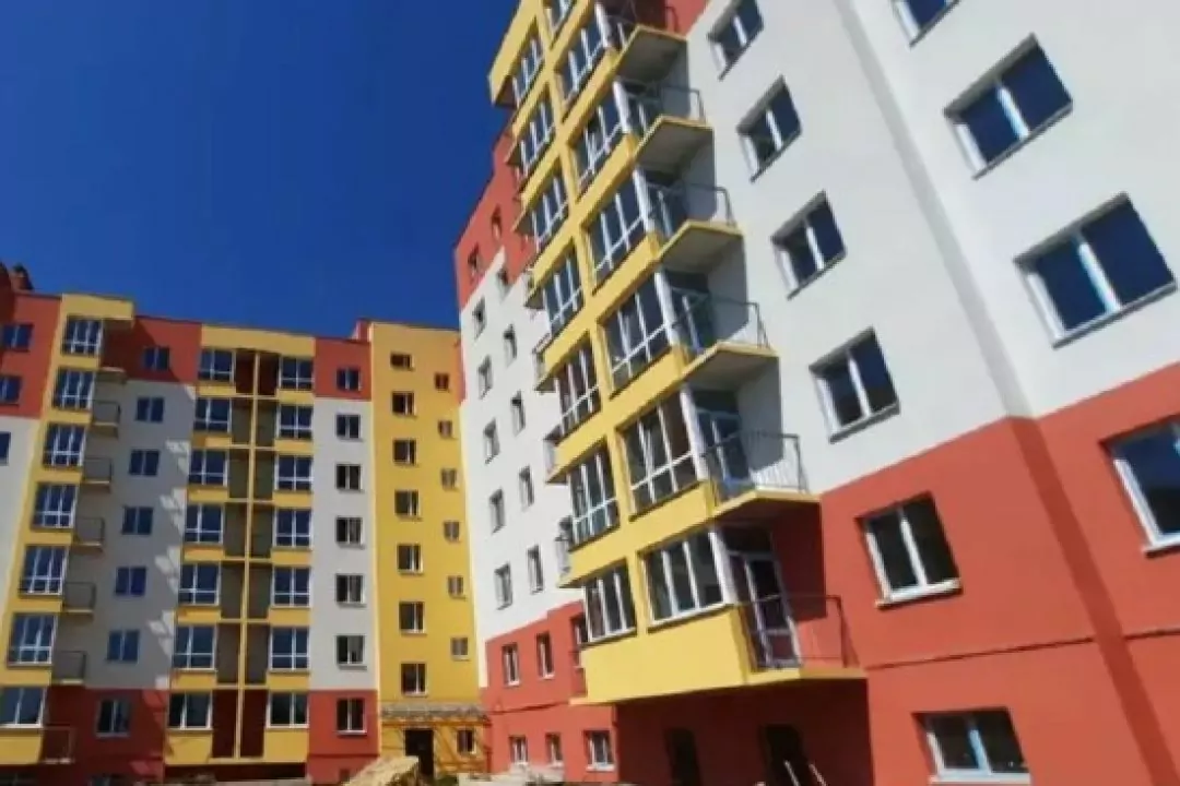 В Виннице переселенцы построили многоэтажку за собственные средства