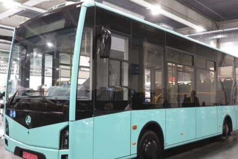 У Києві презентували новий пасажирський автобус українського виробництва: який вигляд він має