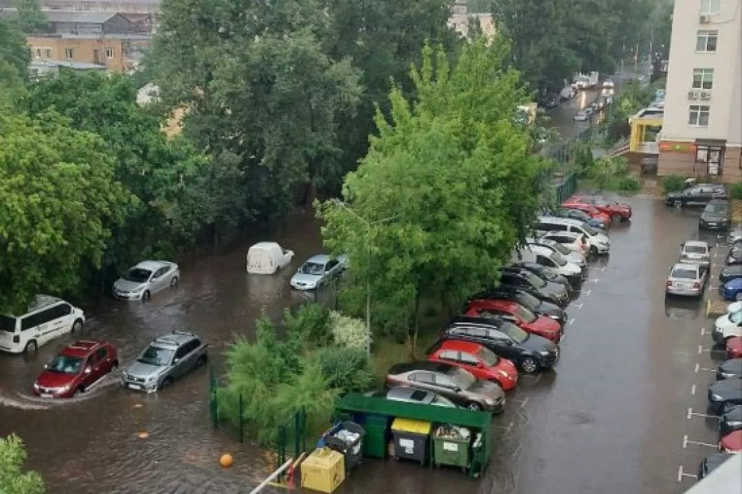 Унаслідок вчорашньої зливи підтопило майже всі райони Києва