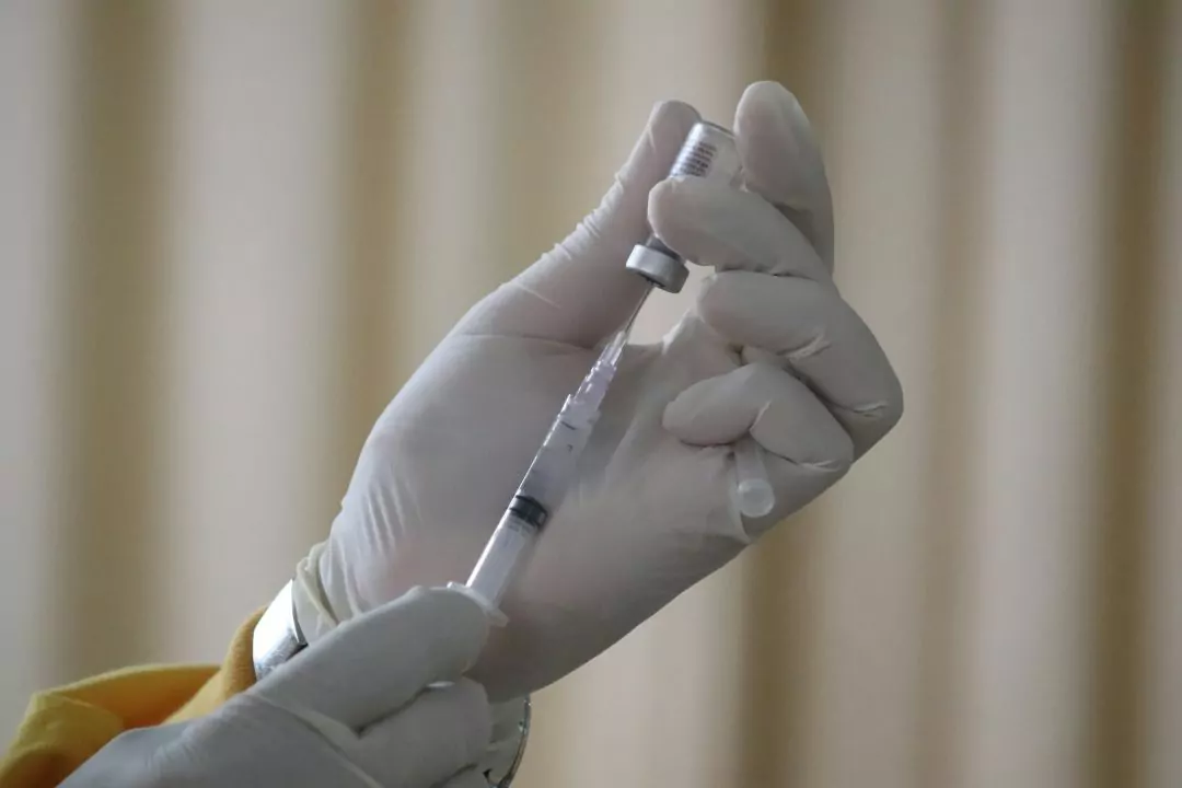 ШІ вперше спроєктував універсальну вакцину &mdash; її вже випробували на людях