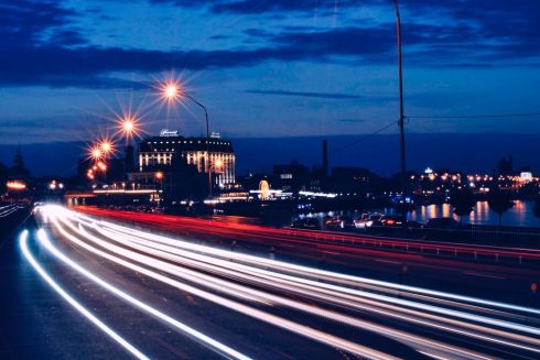 С апреля на киевских улицах разрешат движение со скоростью до 80 км/ч: где именно