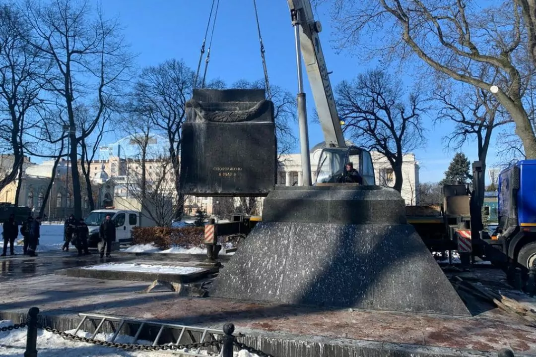 Киев обратился в Минкульт с вопросом переноса тела Ватутина &ndash; депутат Киевсовета