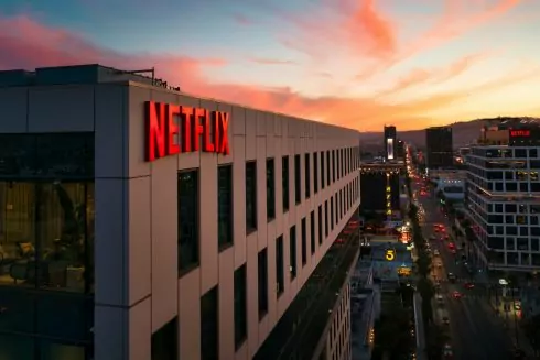 Netflix зіткнувся з судовим позовом через спробу купівлі Warner Bros