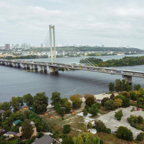 Южный мост в Киеве открыли для проезда общественного транспорта: какие маршруты осуществляются