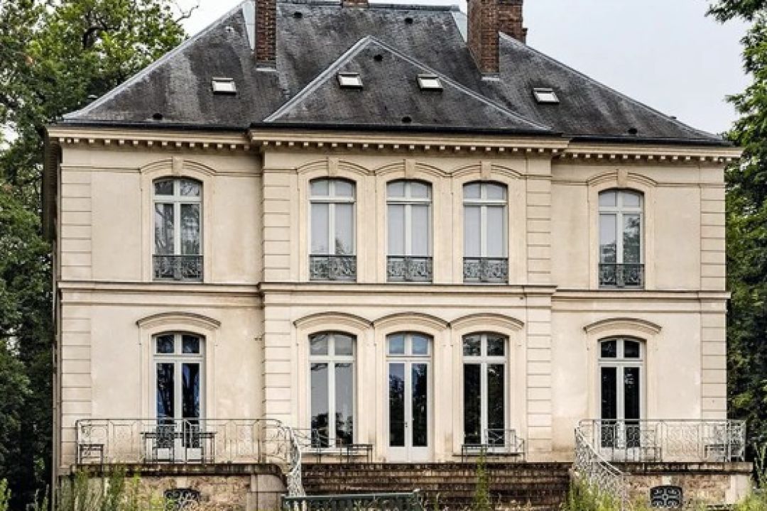 Віллу Карла Лагерфельда під Парижем продали за €4,7 мільйона