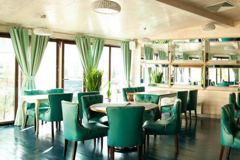 На Печерске открыли ресторан Vino DiVino: в меню итальянские сыры и паста