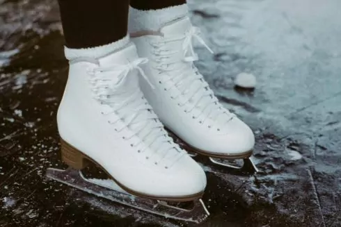 На Русанівці відкрили безкоштовну ковзанку просто неба