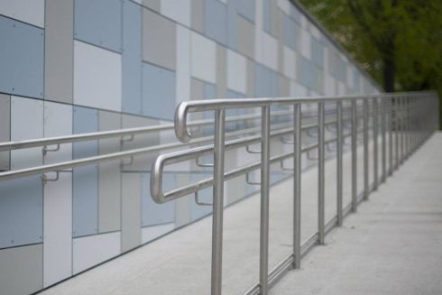 Студія Balbek Bureau розробила довідник по створенню інклюзивного простору в місті