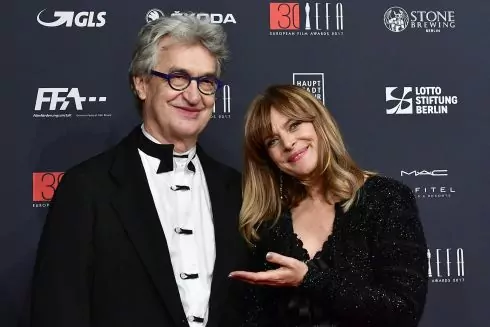 Вім Вендерс вилучив свій фільм 1975 року з прокату через відверту сцену з 13-річною акторкою