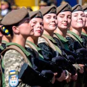 Черги у військкомат скасовуються: перелік спеціальностей для військового обліку жінок скоротили