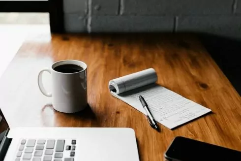 За скільки днів можна заробити на iPhone 12 Pro в різних країнах - дослідження