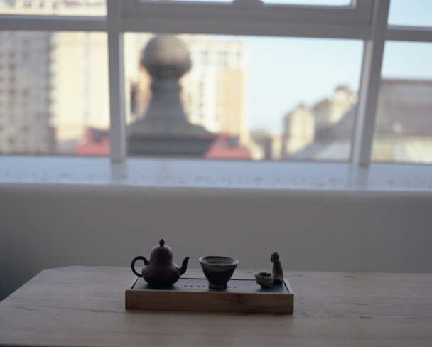 На Бессарабке открылось новое чайное пространство с пуэрами, тостами и десертами.