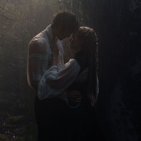 &laquo;Буремний перевал&raquo;: фешн-порн на болотах