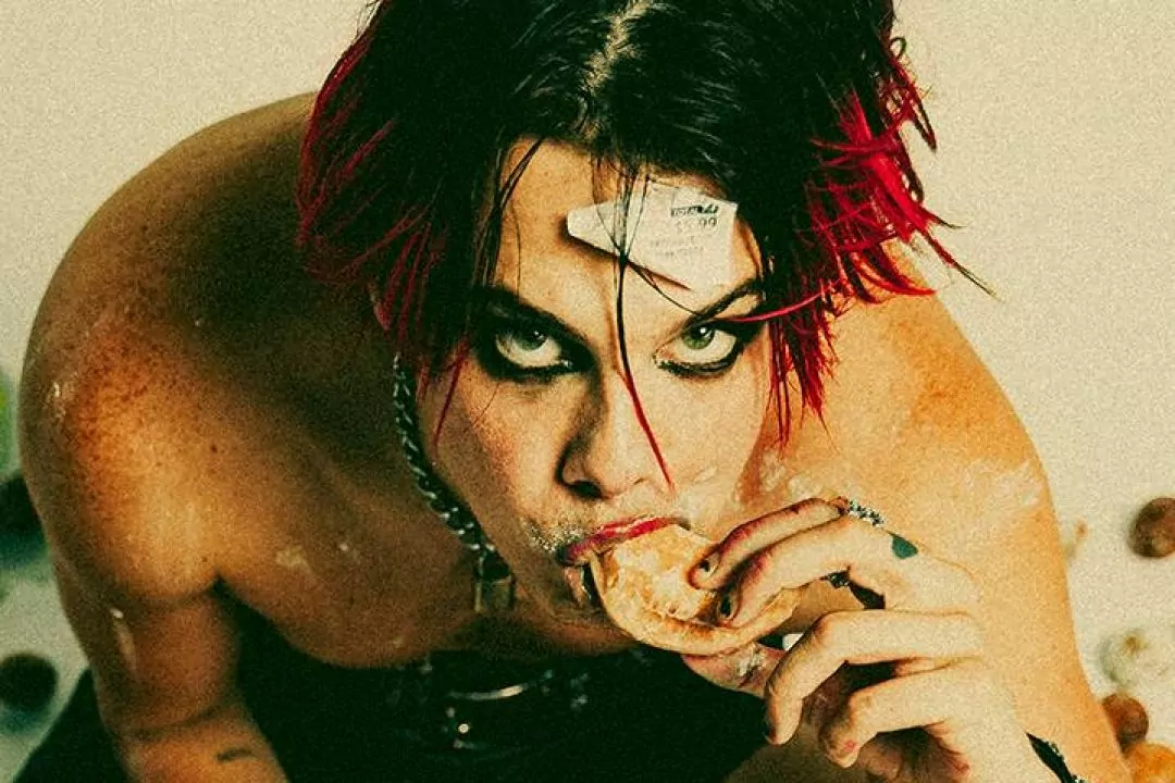 Дивіться кліп Yungblud, знятий у Києві режисеркою Таню Муіньо