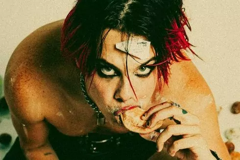 Дивіться кліп Yungblud, знятий у Києві режисеркою Таню Муіньо