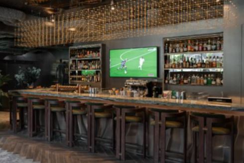 На Жилянській відкрився ресторан для фанатів спорту INCH