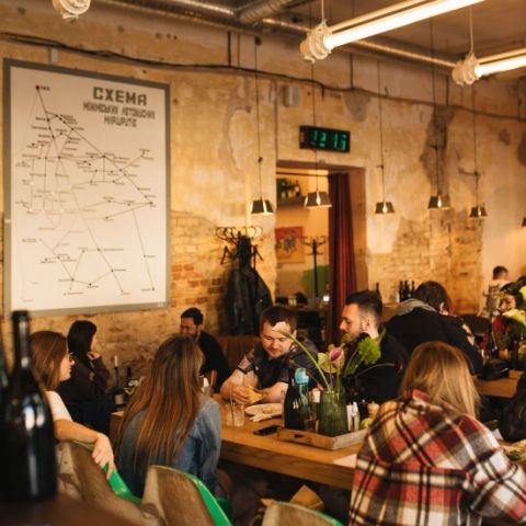 5 закладів Ігоря Сухомлина, які перевернули гастросцену Києва