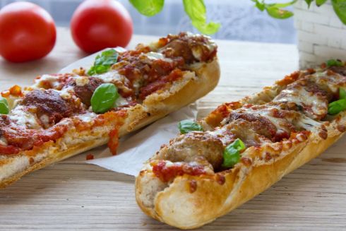 На Великій Житомирський відкрився Zapikanka BAR з польськими запіканками