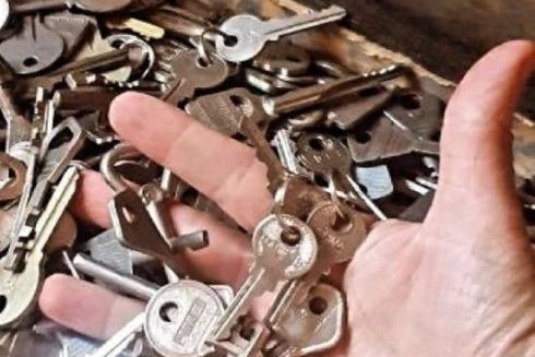 У Києві створять артобʼєкт “Ключ Києва”: містян просять долучитися