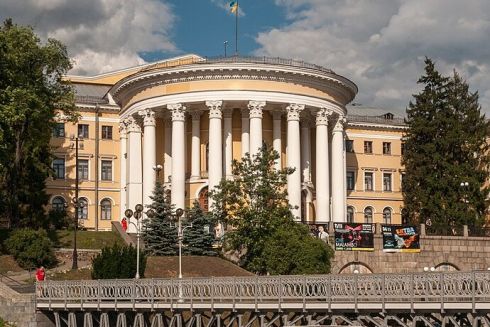 "Жовтневий палац" передали компанії засновника Atlas Weekend: які зміни планують