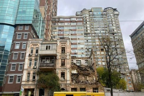 В «Киевэкспертизе» говорят, что дом на Жилянской поврежден на 100%. Что предлагают жителям