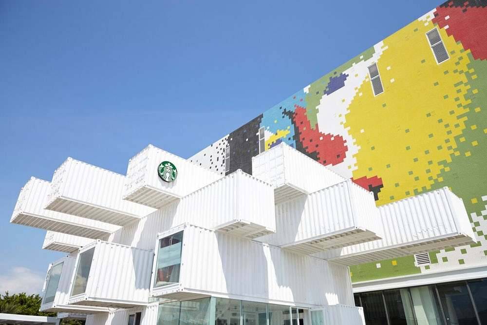 Starbucks iz konteynerov