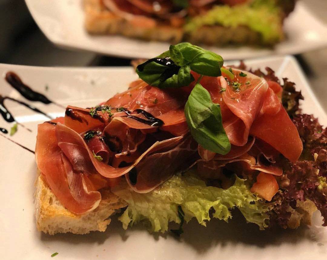 bruschetta prociutto