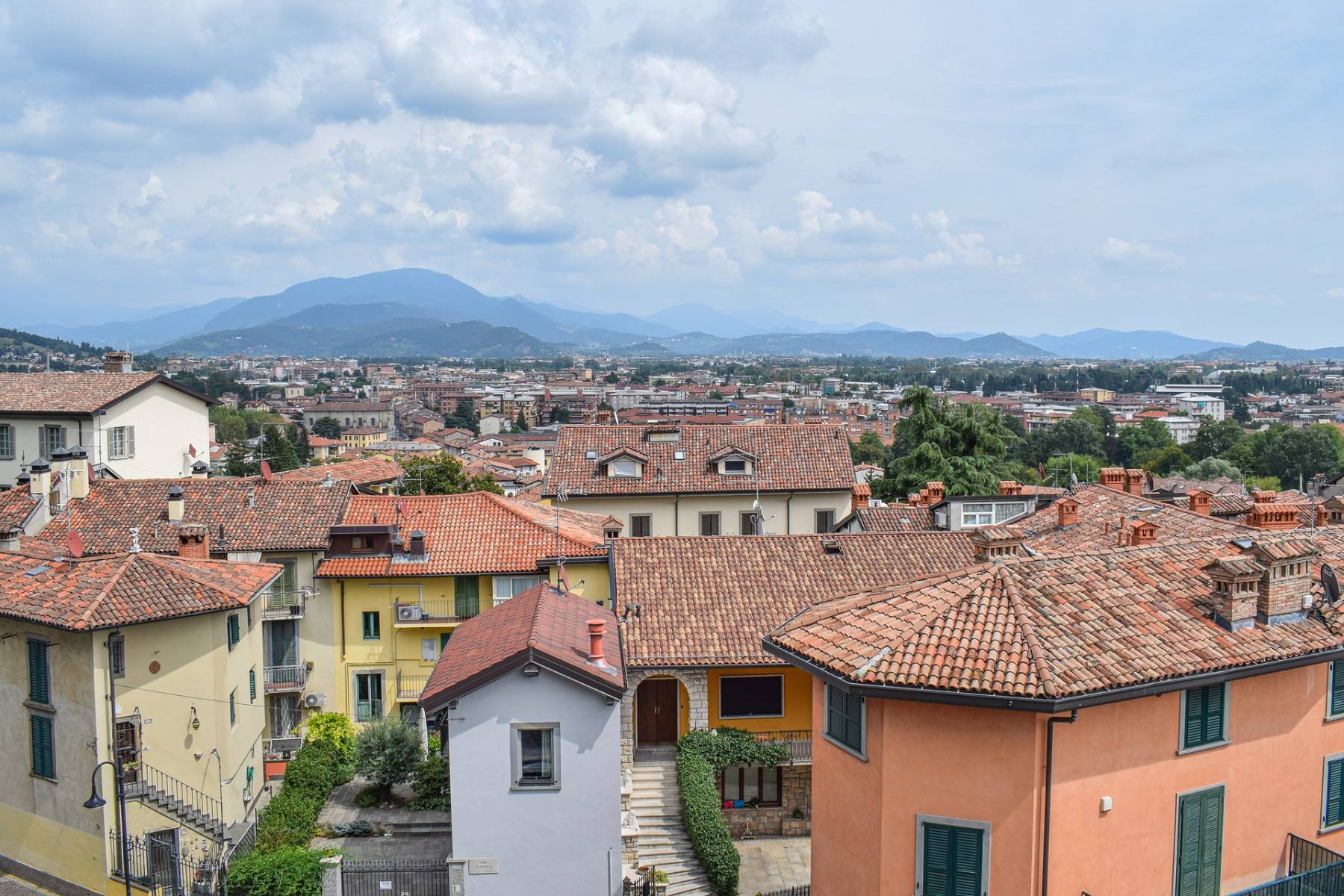 bergamo-4678066_1920