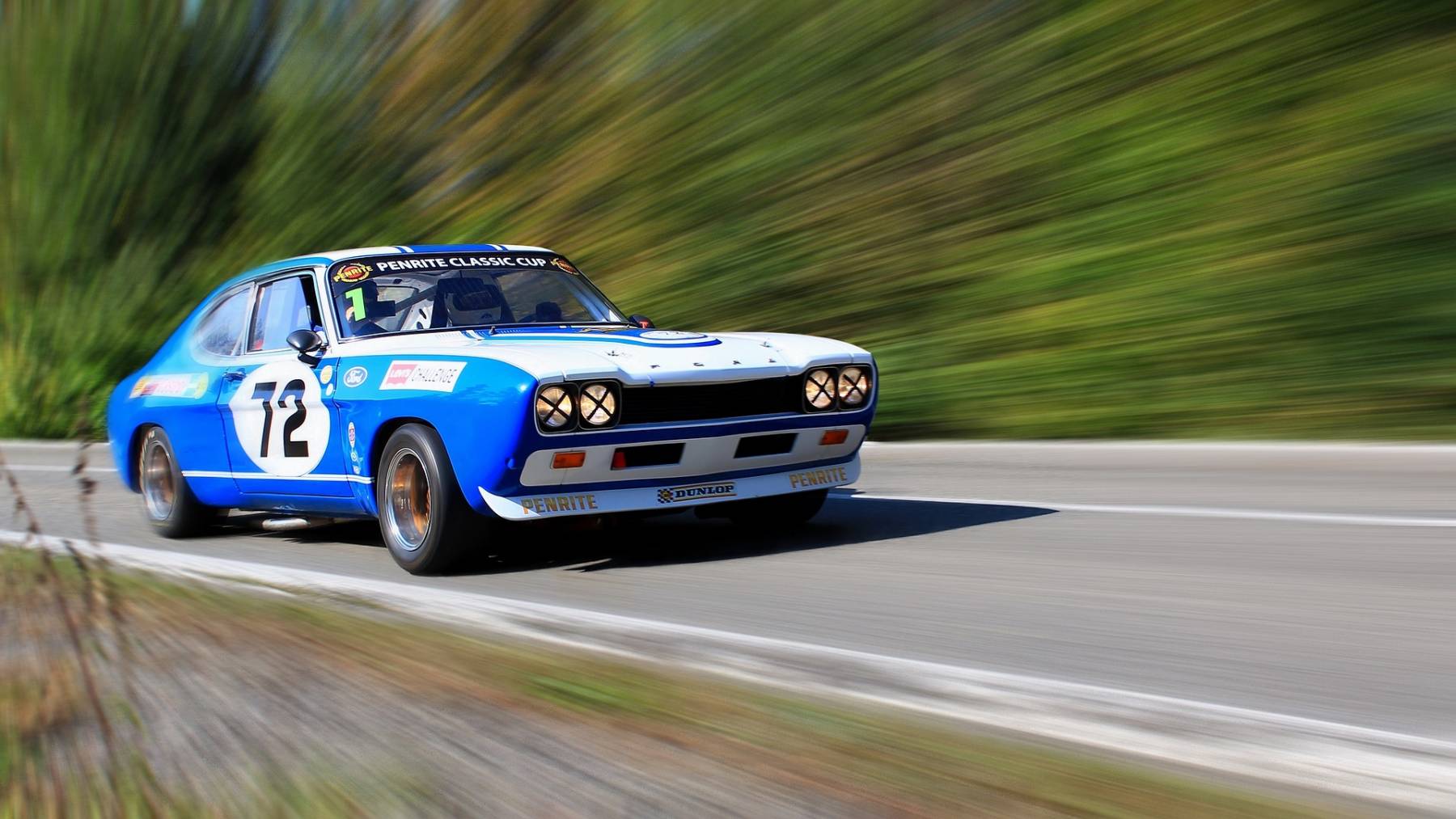 car-2823863_1920