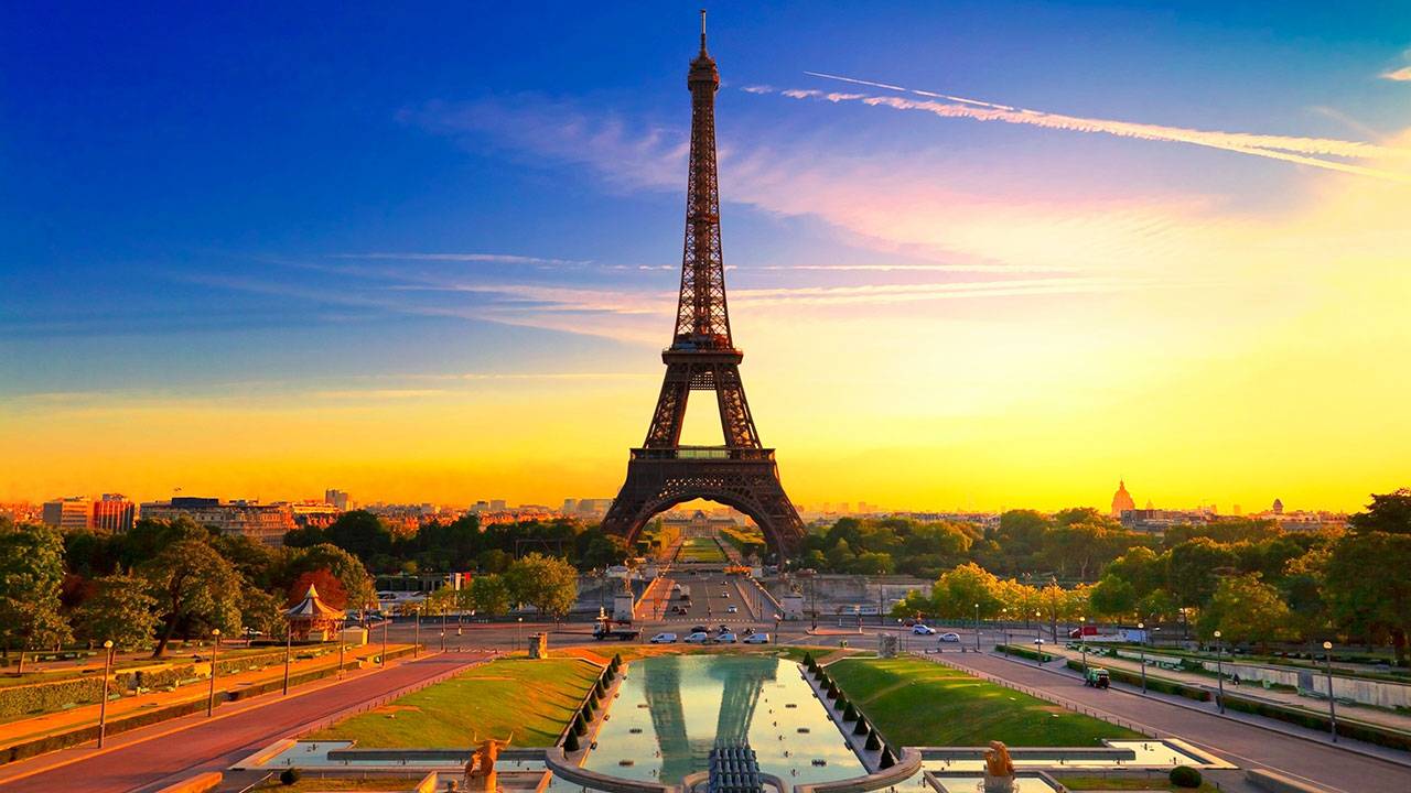 france-paris-eiffel-tower-and-trocadero-gardens-1280x720