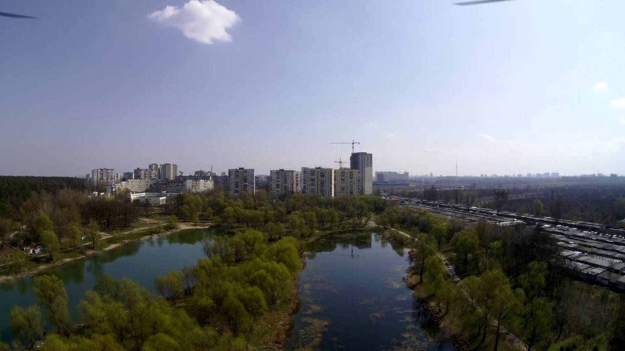 синее озеро виноградарь
