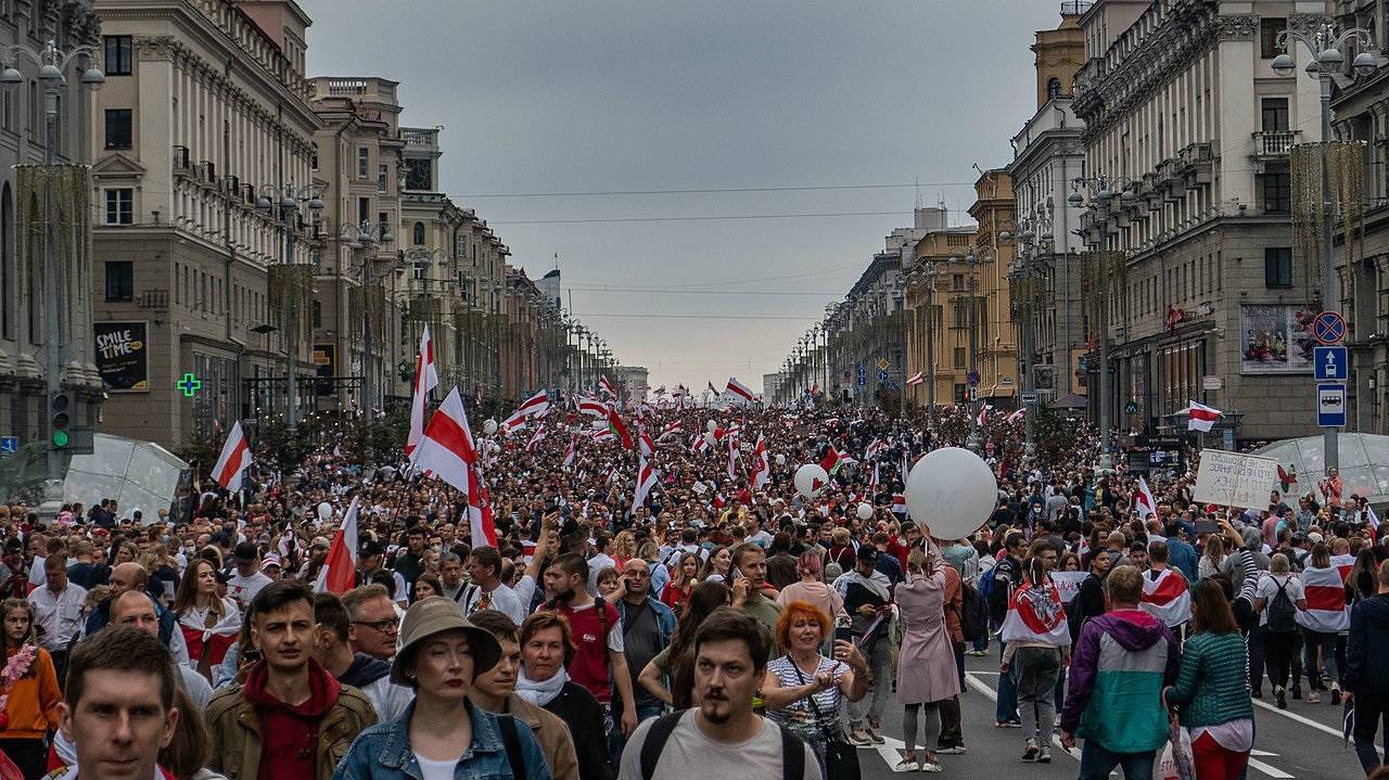 Belarusian_protests_16-9