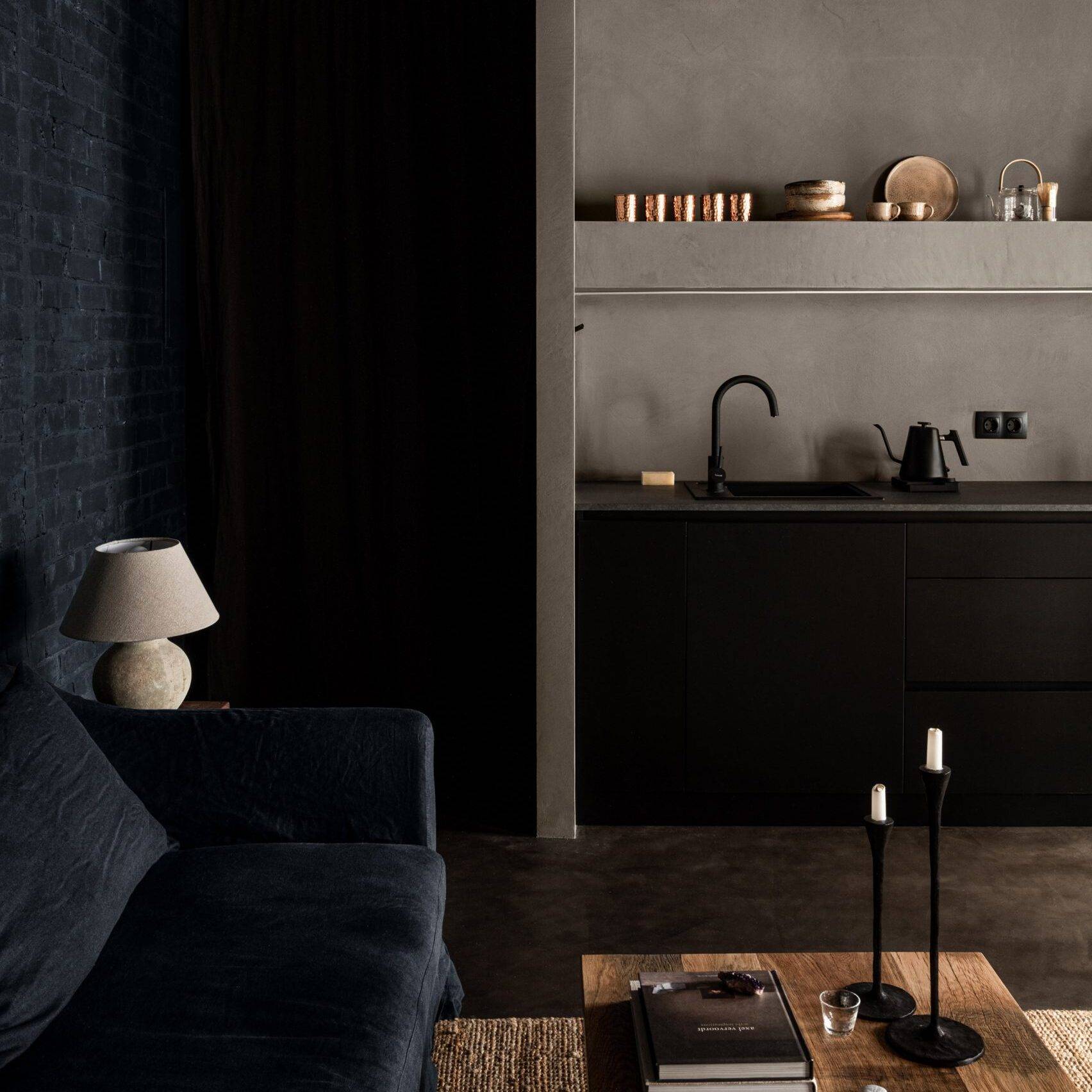olga-fradina-kyiv-apartment-interior-b_dezeen_2364_col_5-1704x2561 (1)