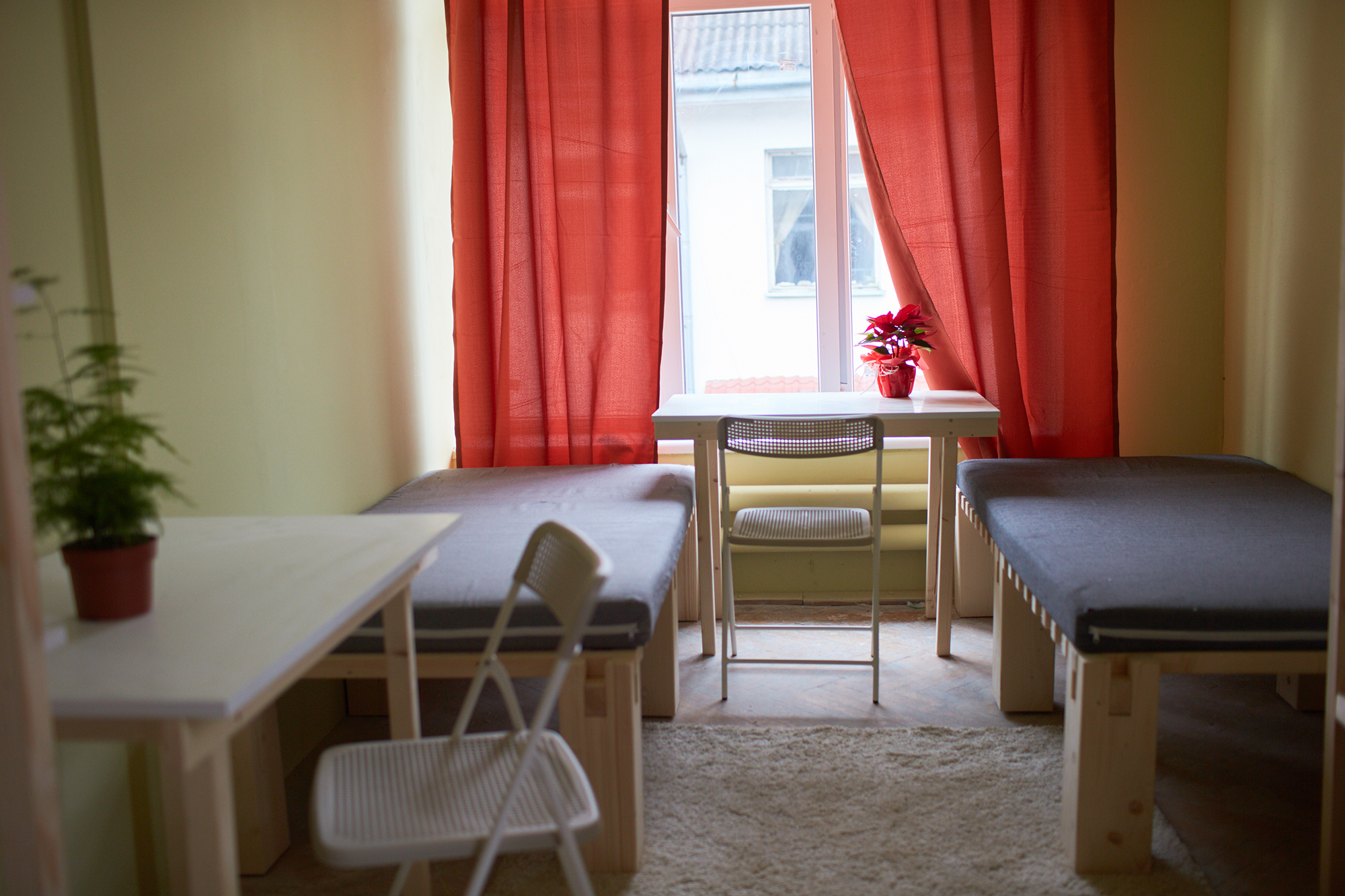 Смотрите, как в Ивано-Франковске волонтеры-урбанисты обустроили жилье ...